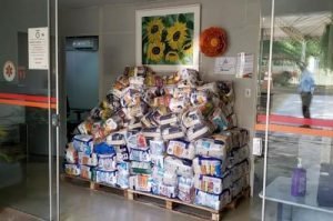 Samuzeiros arrecadam alimentos e doam para famílias carentes - Foto: Divulgação